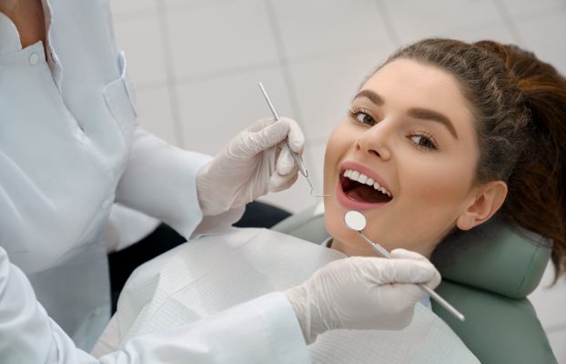 جراحی دندان چیست؟ انواع جراحی دندان