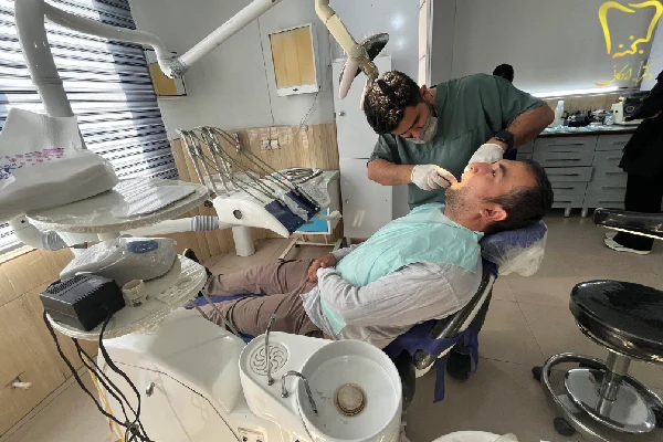 خدمات ایمپلنت در مقابل دنچر